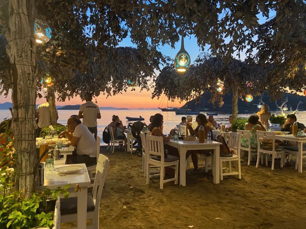 Arriba Pension&Restaurant Gümüşlük Exterior foto